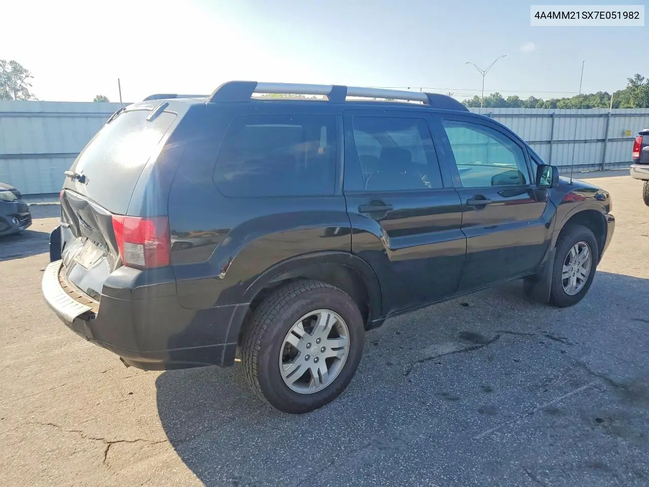 2007 Mitsubishi Endeavor Ls VIN: 4A4MM21SX7E051982 Lot: 58202756