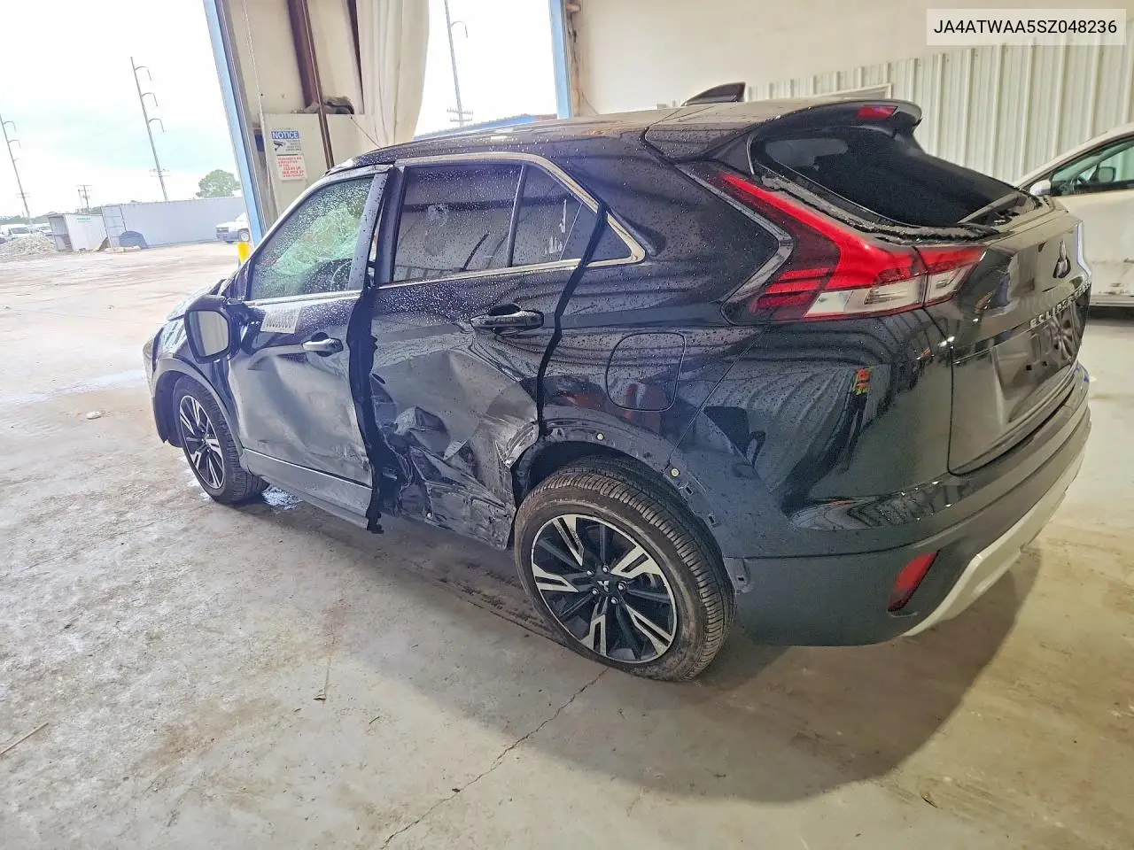 2025 Mitsubishi Eclipse Cross Se VIN: JA4ATWAA5SZ048236 Lot: 60083836