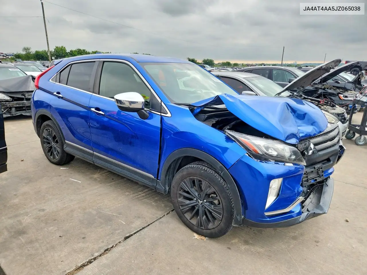 2018 Mitsubishi Eclipse Cross Le VIN: JA4AT4AA5JZ065038 Lot: 55981076