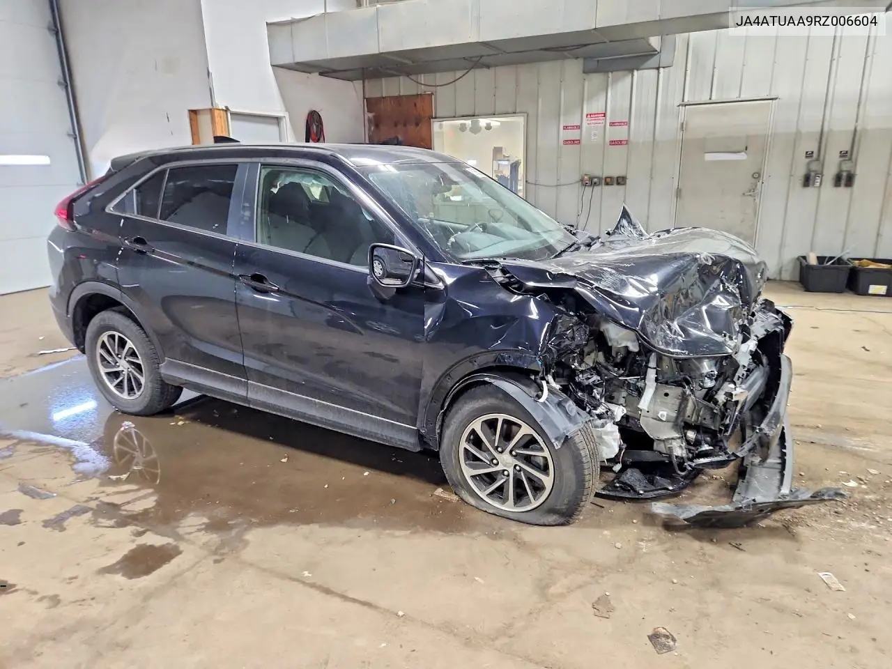 2024 Mitsubishi Eclipse Cross Es VIN: JA4ATUAA9RZ006604 Lot: 51656366