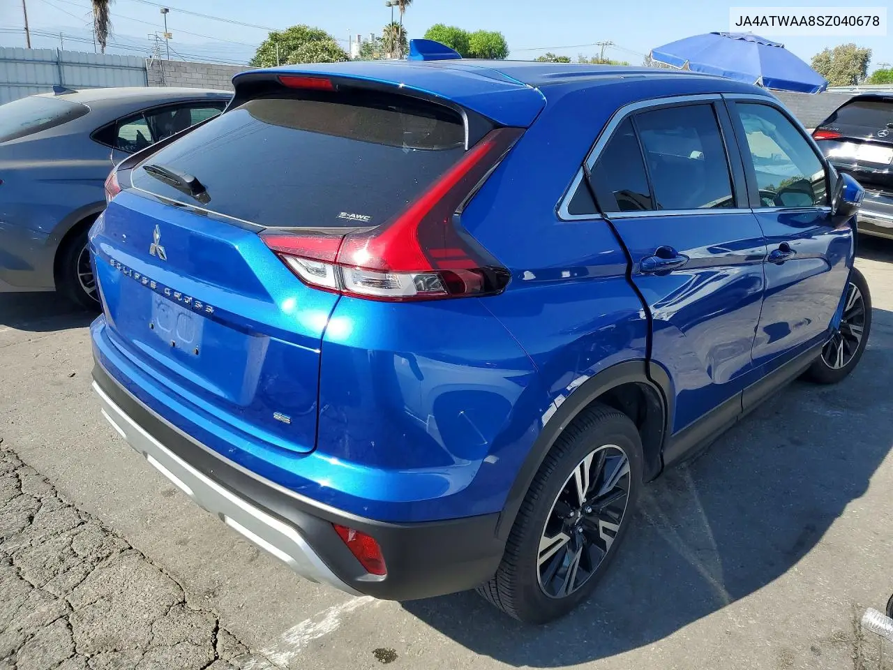 2025 Mitsubishi Eclipse Cross Se/Sel VIN: JA4ATWAA8SZ040678 Lot: 58100446