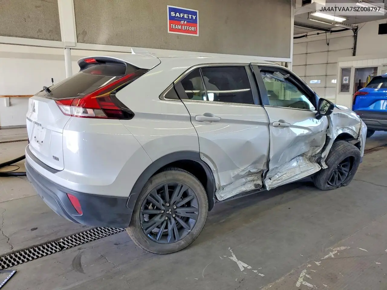 2025 Mitsubishi Eclipse Cross Le VIN: JA4ATVAA7SZ008797 Lot: 60359556