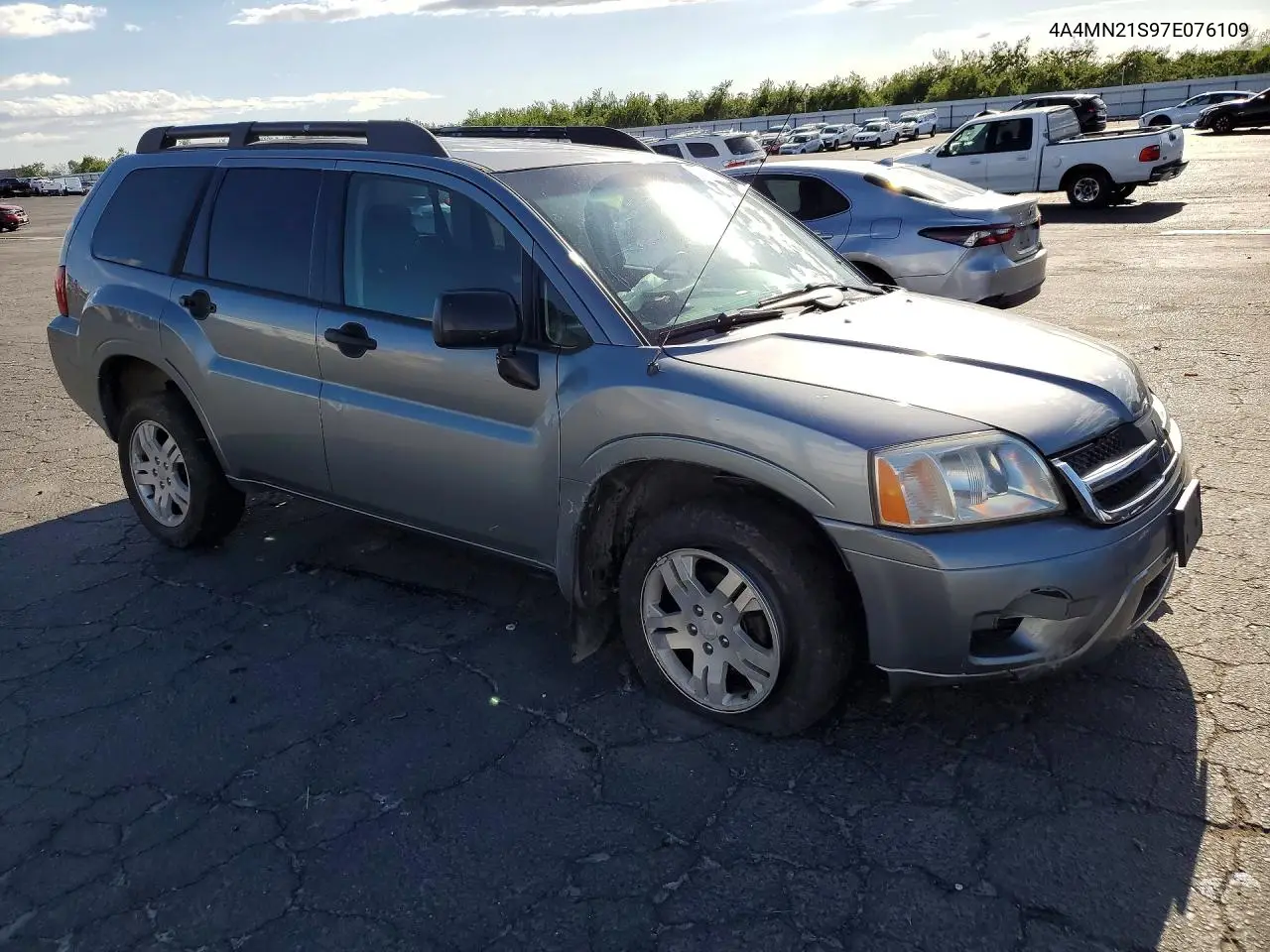 2007 Mitsubishi Endeavor Ls VIN: 4A4MN21S97E076109 Lot: 49119586