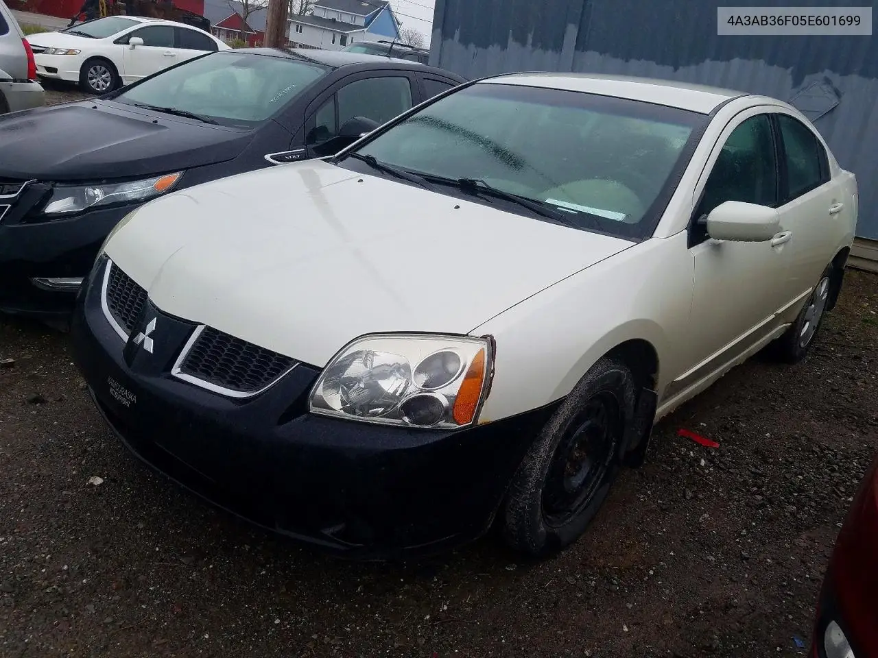 2005 Mitsubishi Galant Es Medium