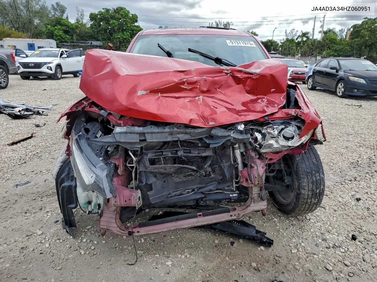 JA4AD3A34HZ060951 2017 Mitsubishi Outlander Se
