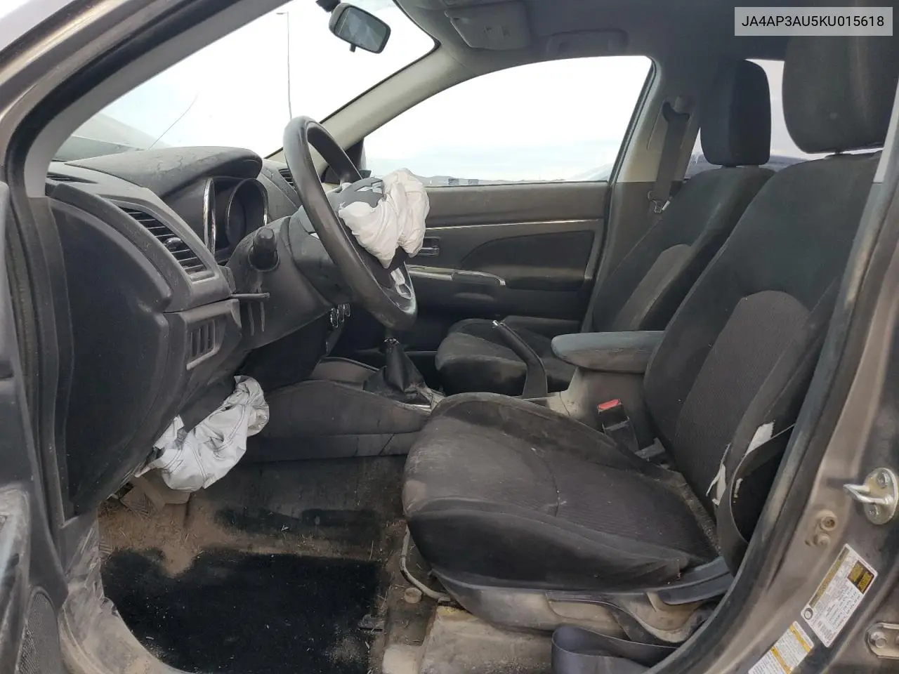 JA4AP3AU5KU015618 2019 Mitsubishi Outlander Sport Es