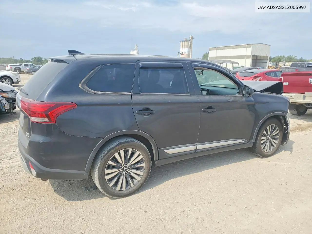 JA4AD2A32LZ005997 2020 Mitsubishi Outlander Es