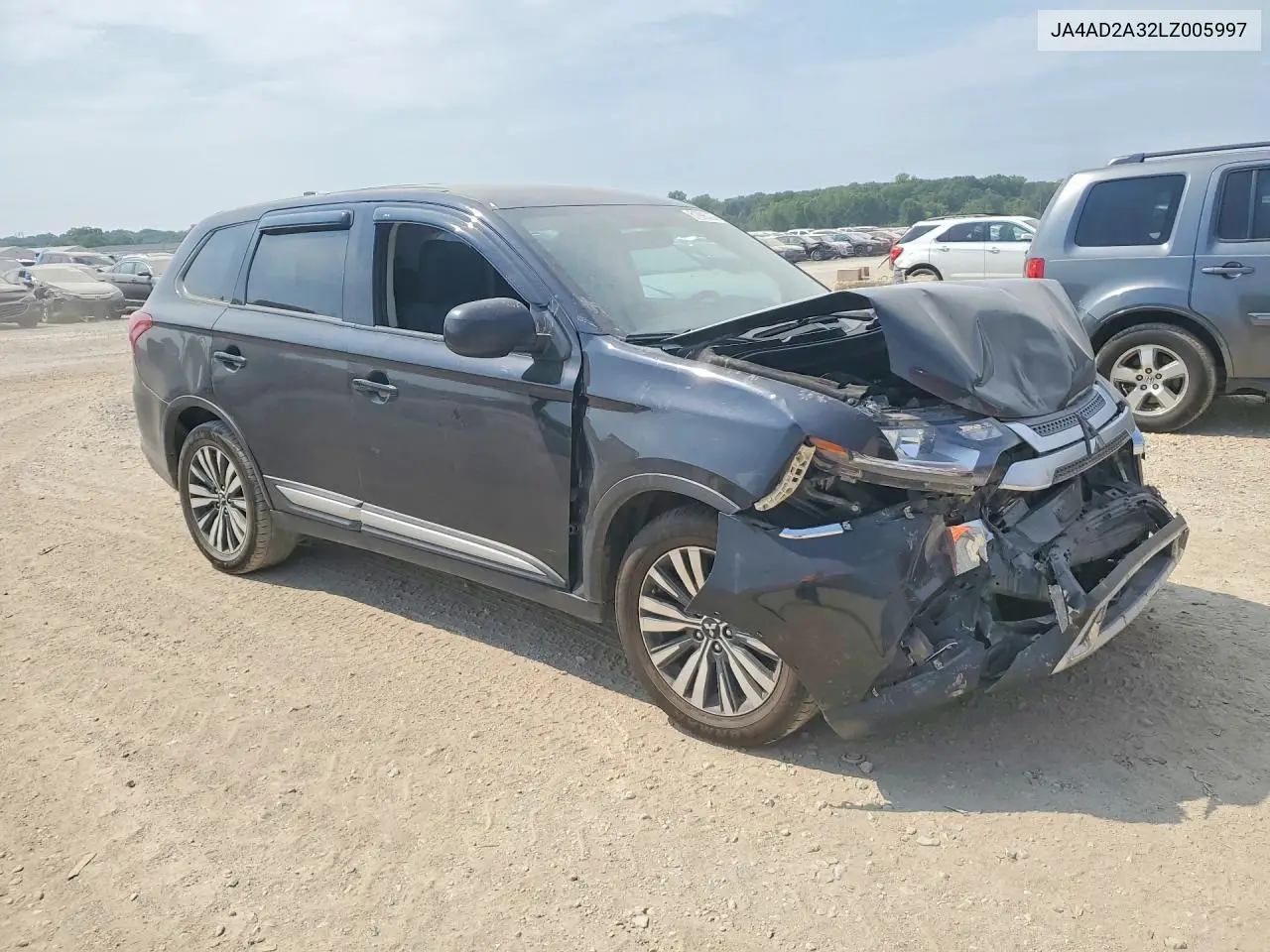 JA4AD2A32LZ005997 2020 Mitsubishi Outlander Es