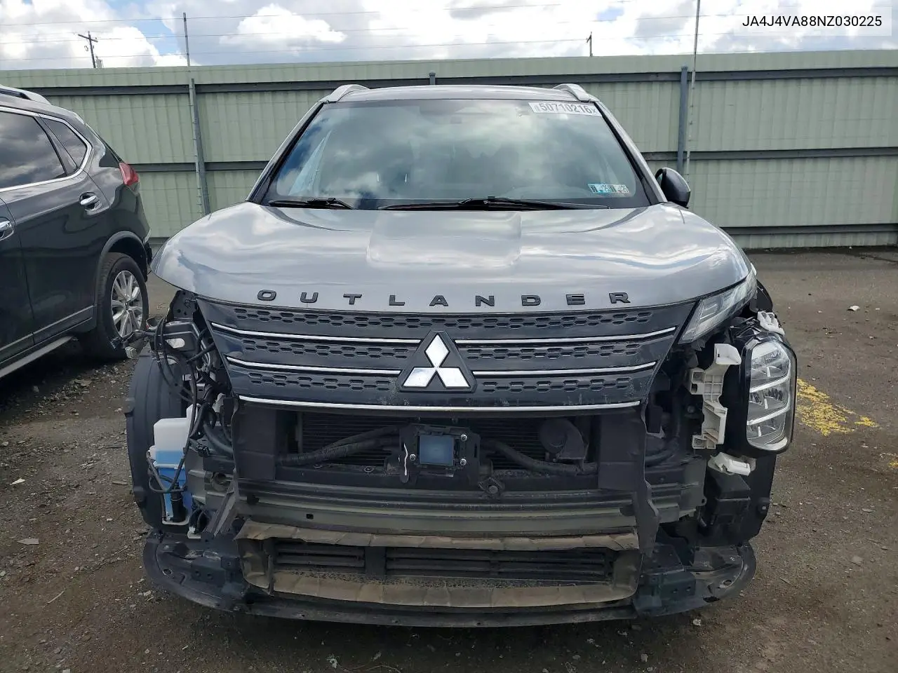 JA4J4VA88NZ030225 2022 Mitsubishi Outlander Sel