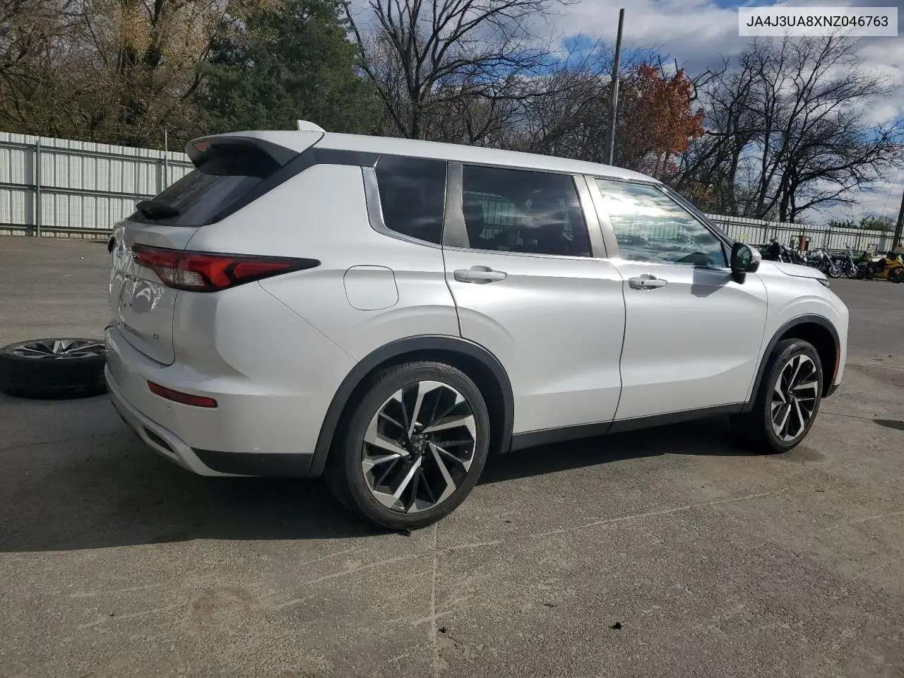 JA4J3UA8XNZ046763 2022 Mitsubishi Outlander Se