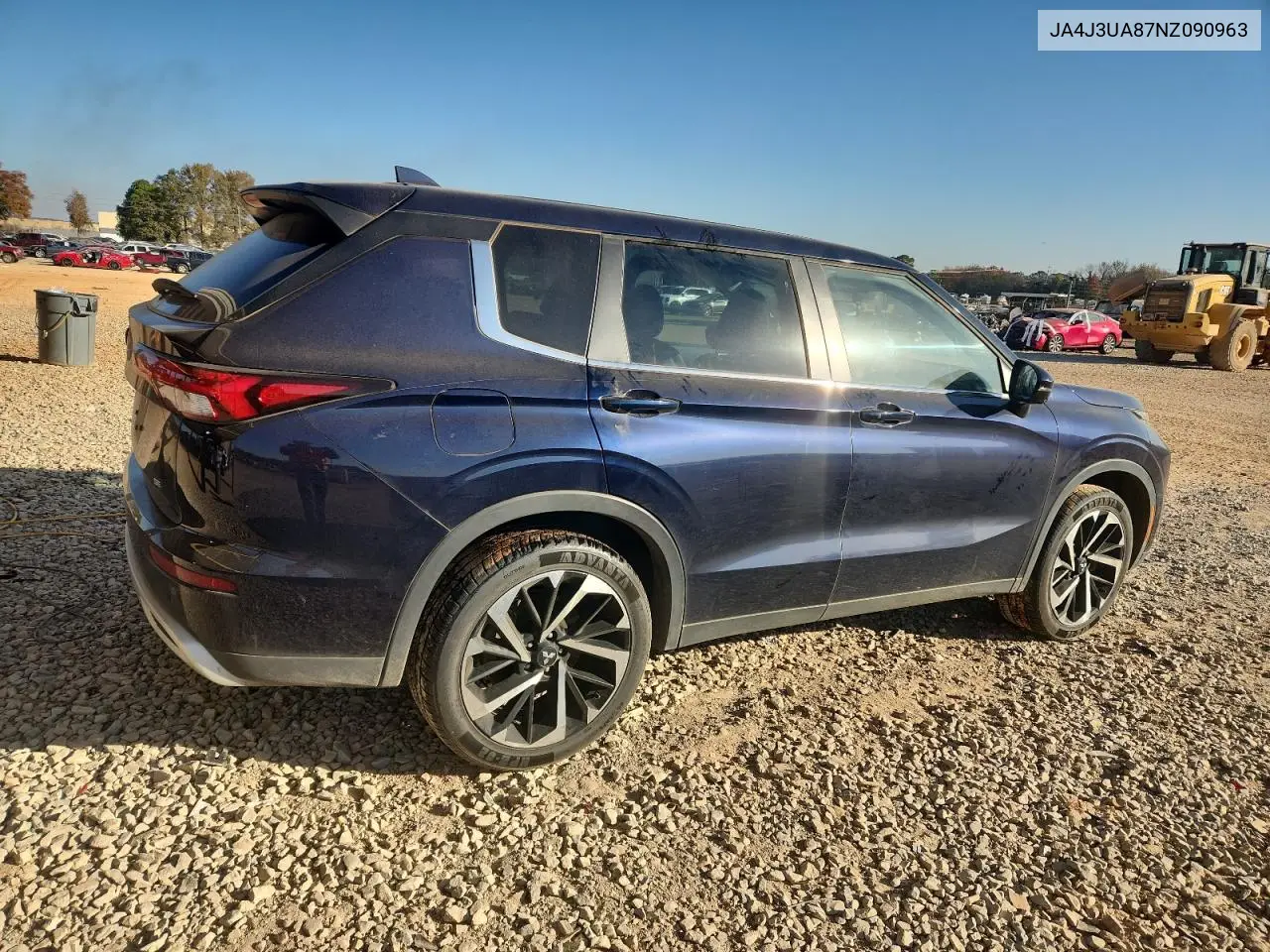 JA4J3UA87NZ090963 2022 Mitsubishi Outlander Se