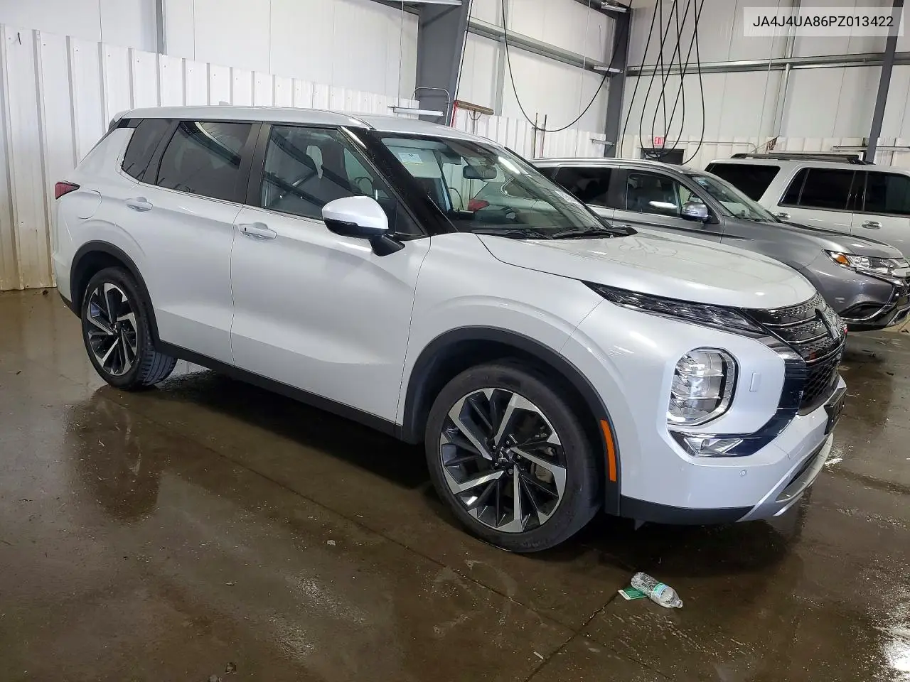 2023 Mitsubishi Outlander Se VIN: JA4J4UA86PZ013422 Lot: 61306486