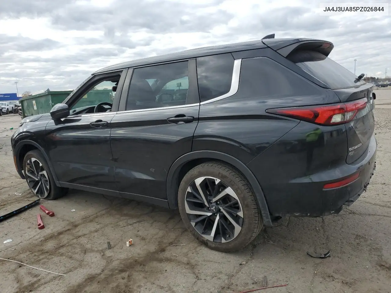 JA4J3UA85PZ026844 2023 Mitsubishi Outlander Se