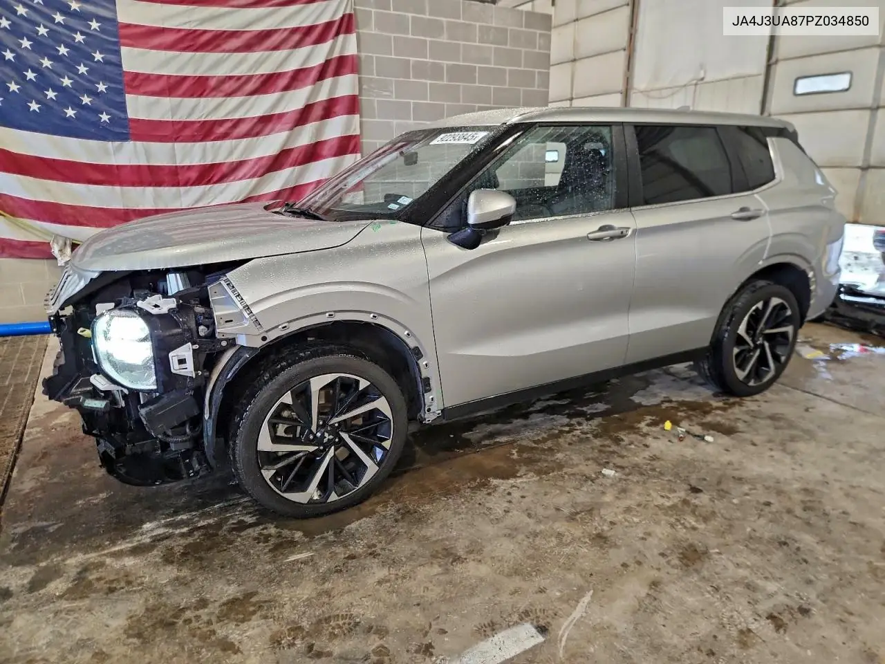JA4J3UA87PZ034850 2023 Mitsubishi Outlander Se