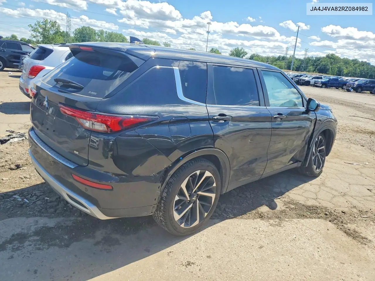 2024 Mitsubishi Outlander Se VIN: JA4J4VA82RZ084982 Lot: 57737936