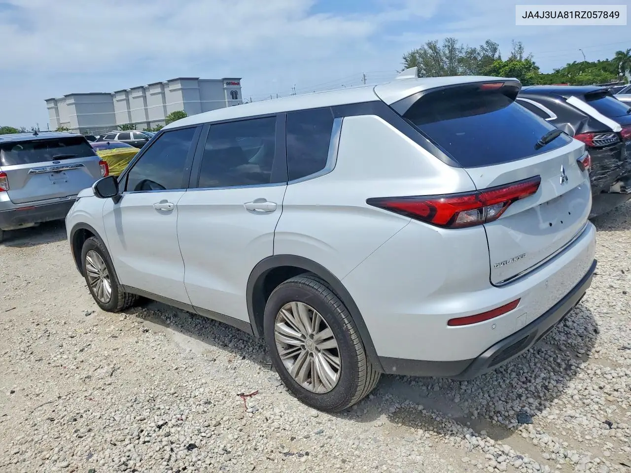 2024 Mitsubishi Outlander Es VIN: JA4J3UA81RZ057849 Lot: 61499336