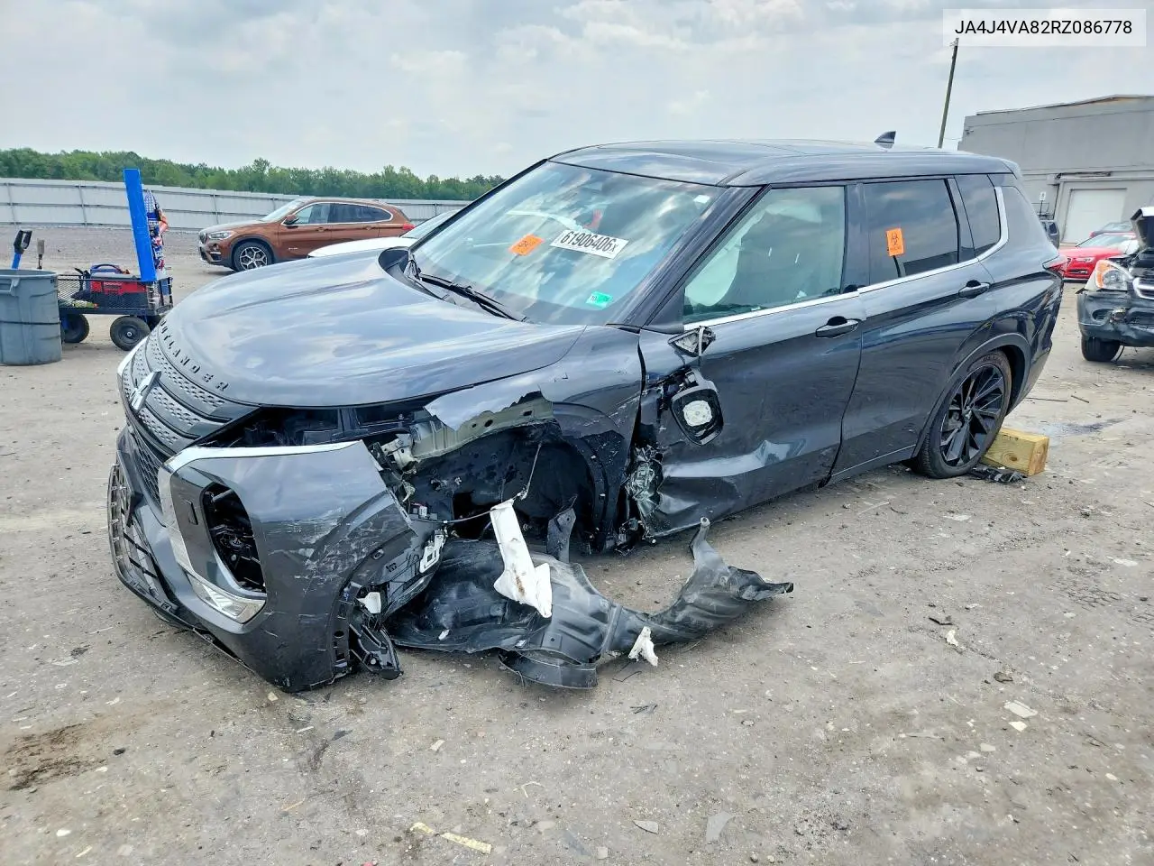 2024 Mitsubishi Outlander Se VIN: JA4J4VA82RZ086778 Lot: 61906406
