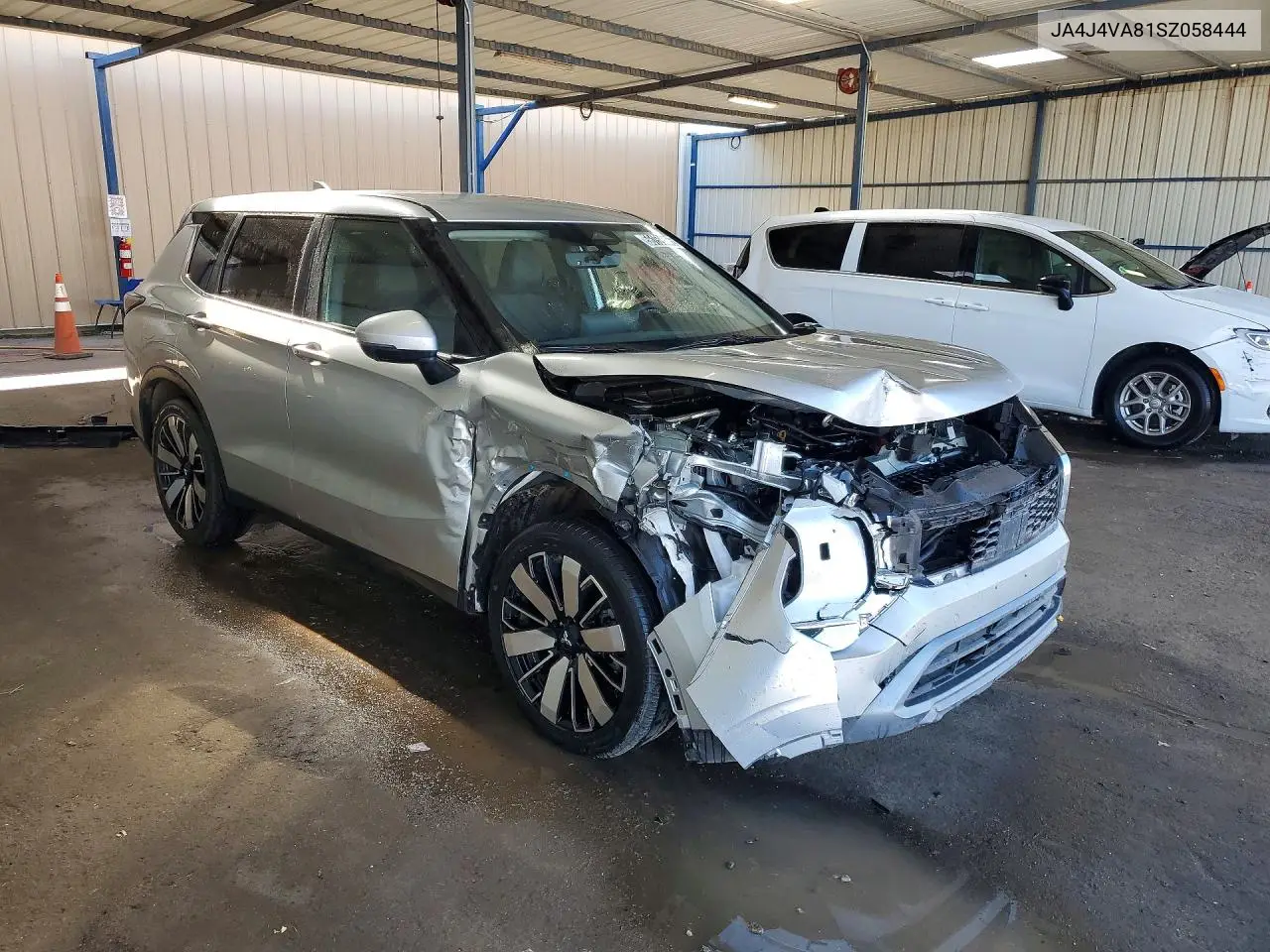 2025 Mitsubishi Outlander Se VIN: JA4J4VA81SZ058444 Lot: 56159066