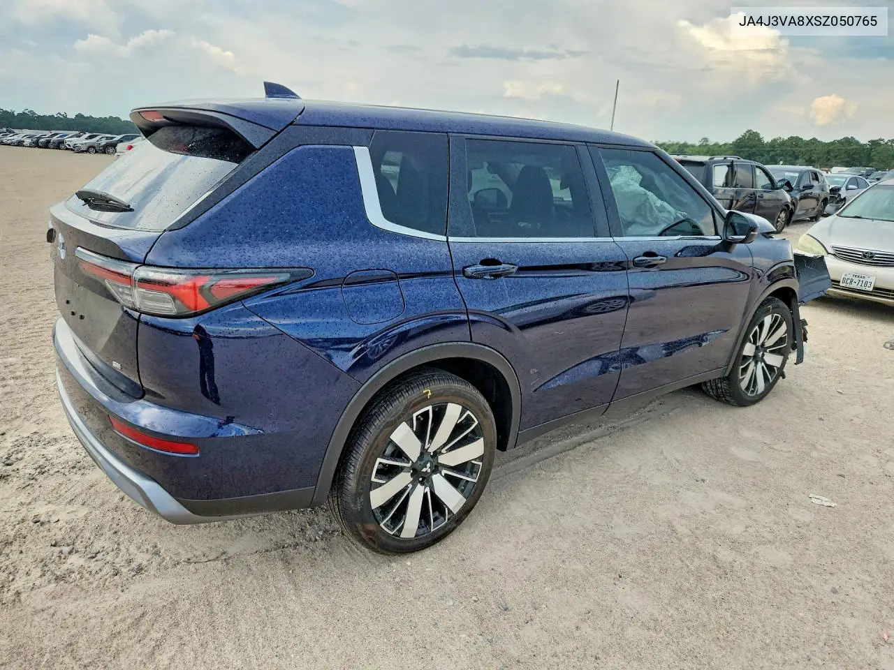 2025 Mitsubishi Outlander Se VIN: JA4J3VA8XSZ050765 Lot: 60277266