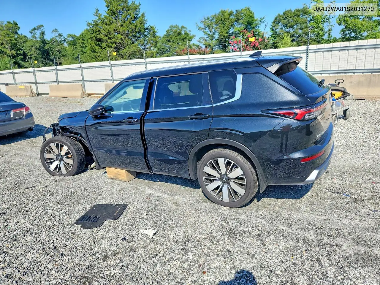 2025 Mitsubishi Outlander Sel VIN: JA4J3WA81SZ031270 Lot: 60692666