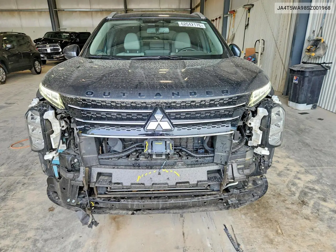 2025 Mitsubishi Outlander Sel VIN: JA4T5WA98SZ001968 Lot: 62042176