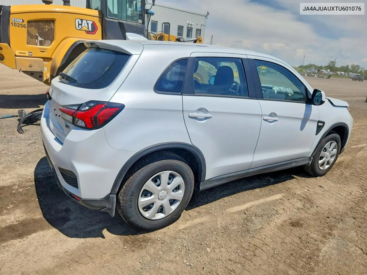 2026 Mitsubishi Rvr Es VIN: JA4AJUAUXTU601076 Lot: 57737086
