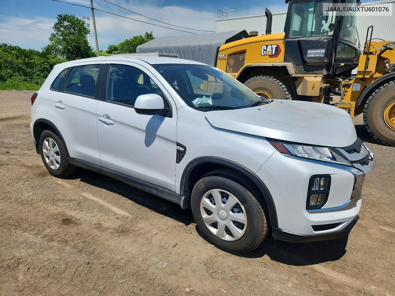 2026 Mitsubishi Rvr Es VIN: JA4AJUAUXTU601076 Lot: 57737086