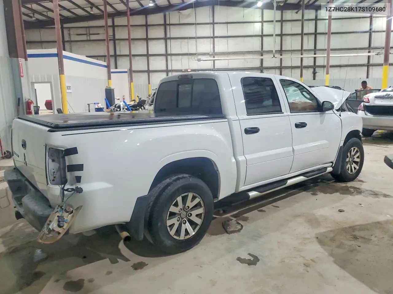 2007 Mitsubishi Raider Ls VIN: 1Z7HC28K17S109680 Lot: 59060346