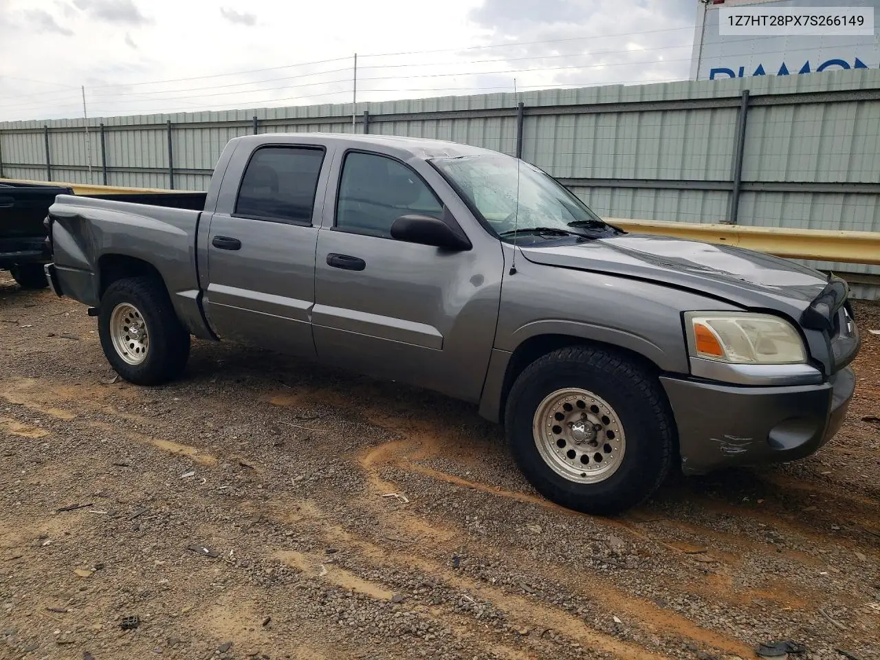 2007 Mitsubishi Raider Ls VIN: 1Z7HT28PX7S266149 Lot: 62097486
