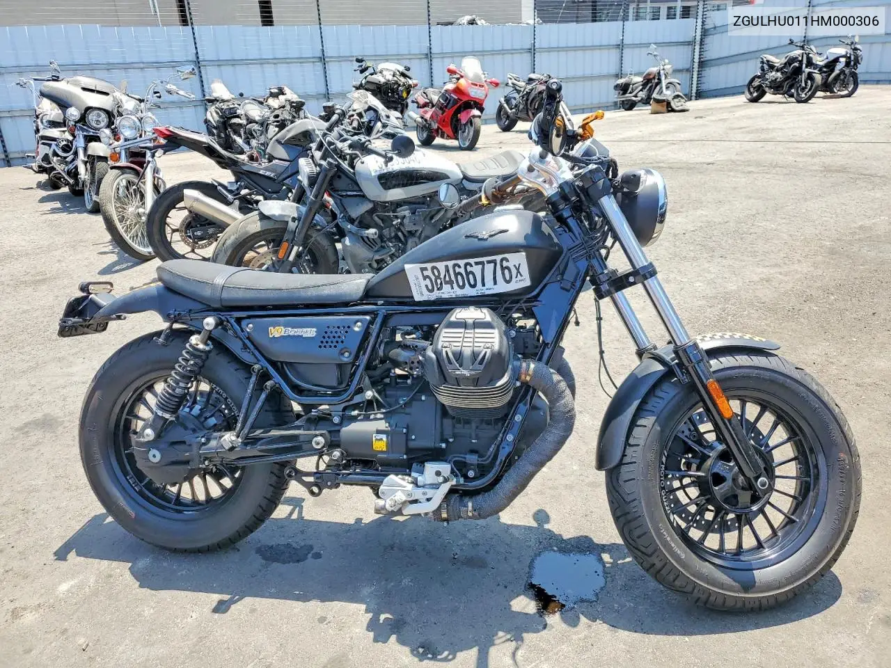 2017 Moto Guzzi V9 Roamer VIN: ZGULHU011HM000306 Lot: 58466776