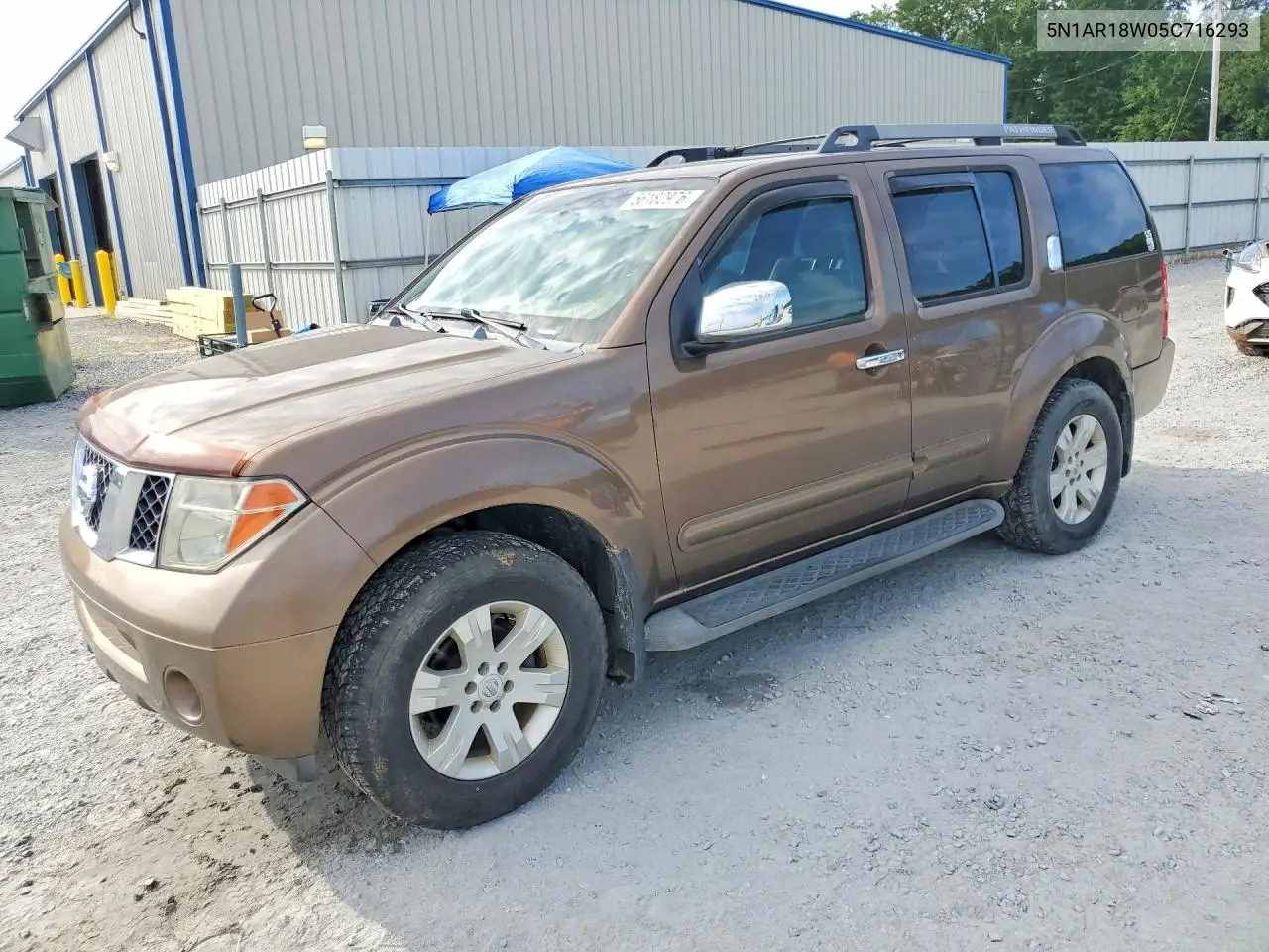2005 Nissan Pathfinder Xe VIN: 5N1AR18W05C716293 Lot: 56182976