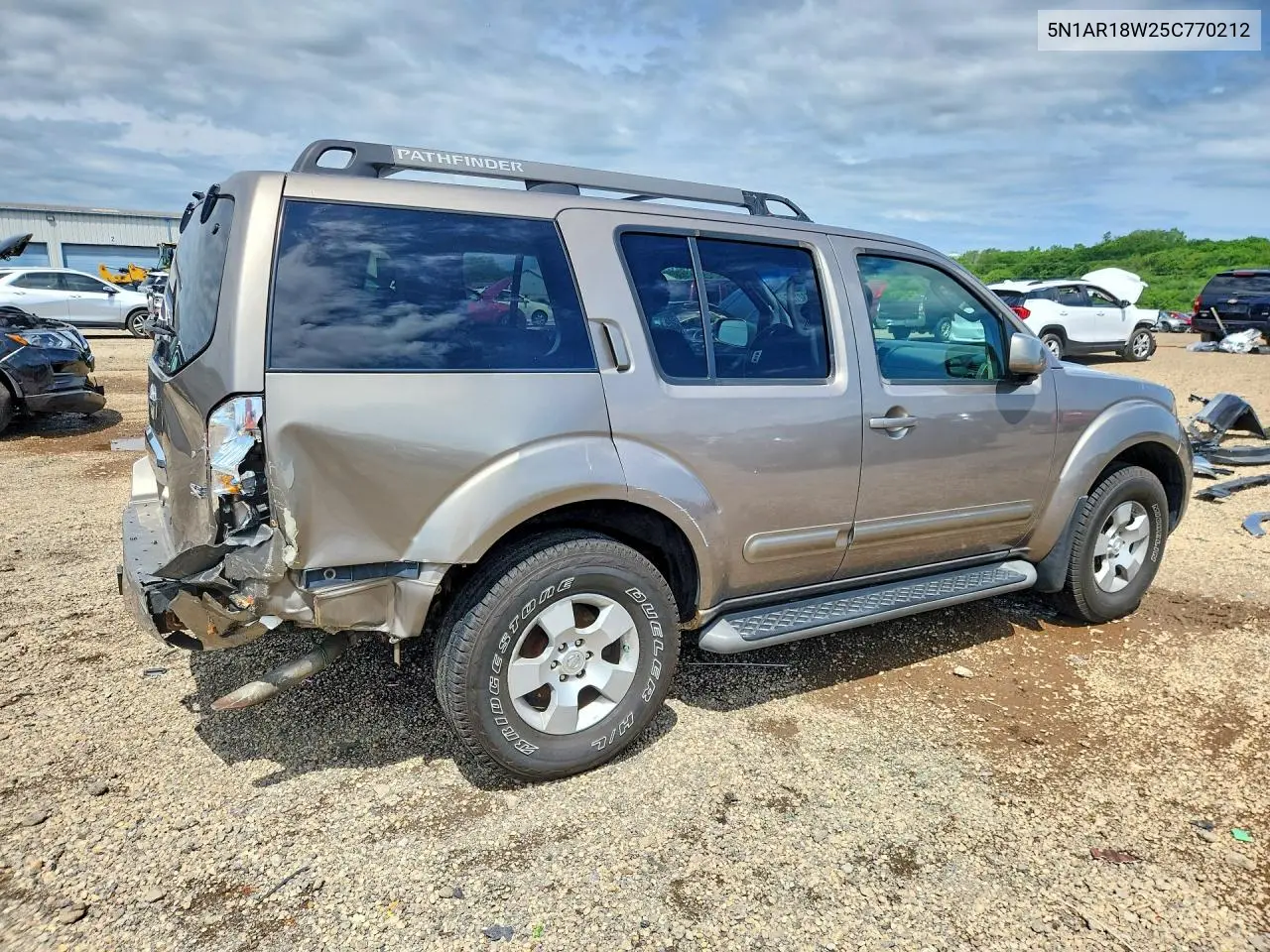 2005 Nissan Pathfinder Xe VIN: 5N1AR18W25C770212 Lot: 56732196