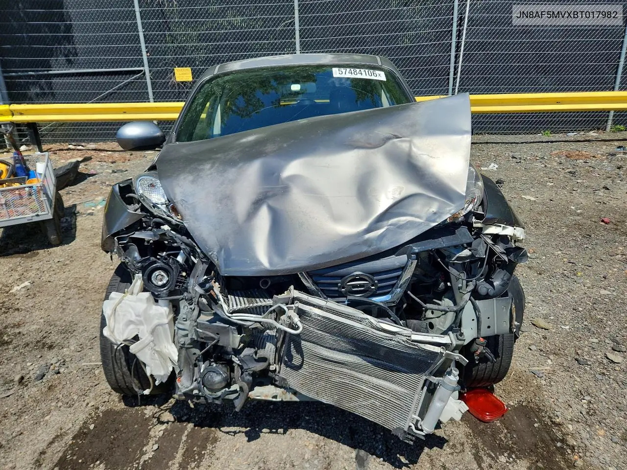 2011 Nissan Juke S VIN: JN8AF5MVXBT017982 Lot: 57484106