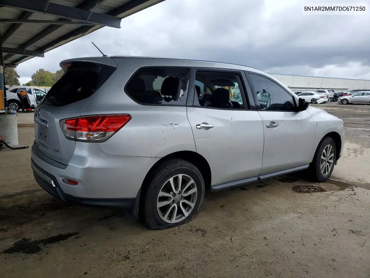 2013 Nissan Pathfinder S VIN: 5N1AR2MM7DC671250 Lot: 52231466