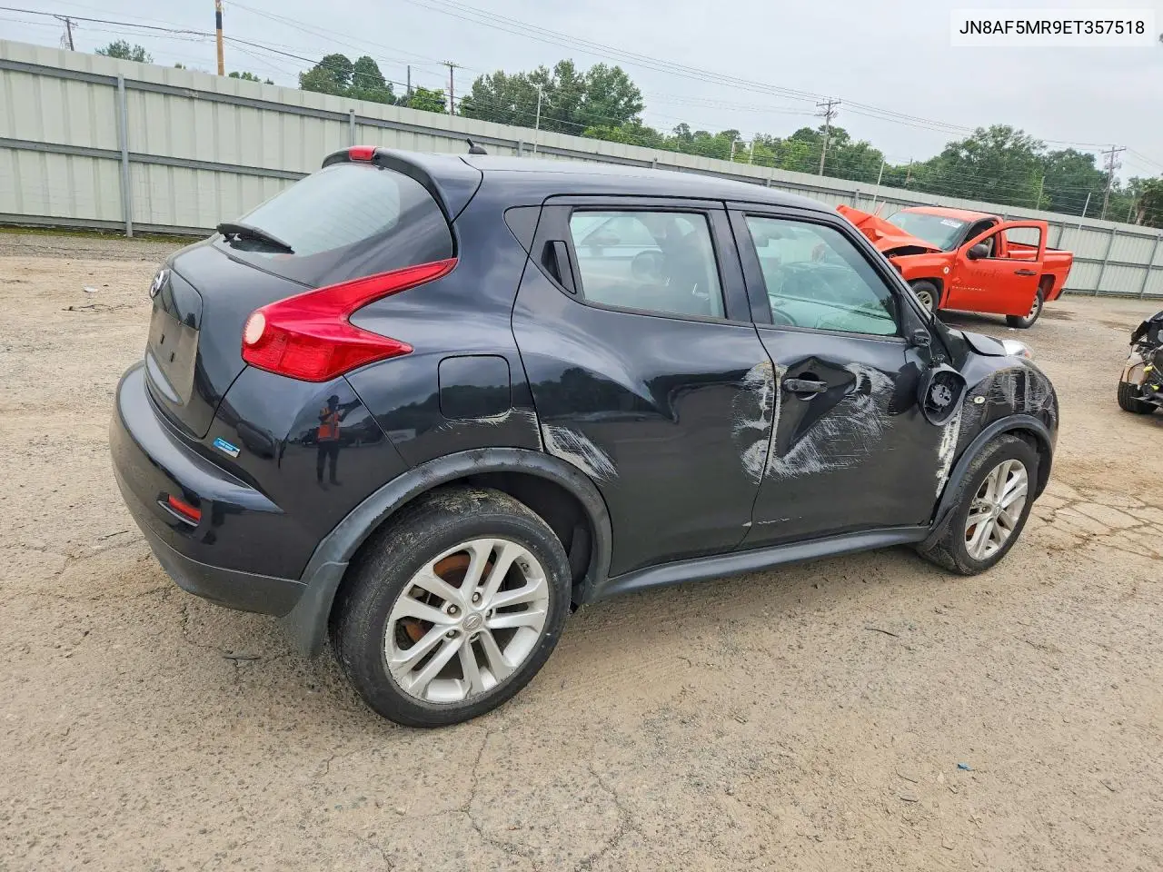 2014 Nissan Juke S VIN: JN8AF5MR9ET357518 Lot: 57698266