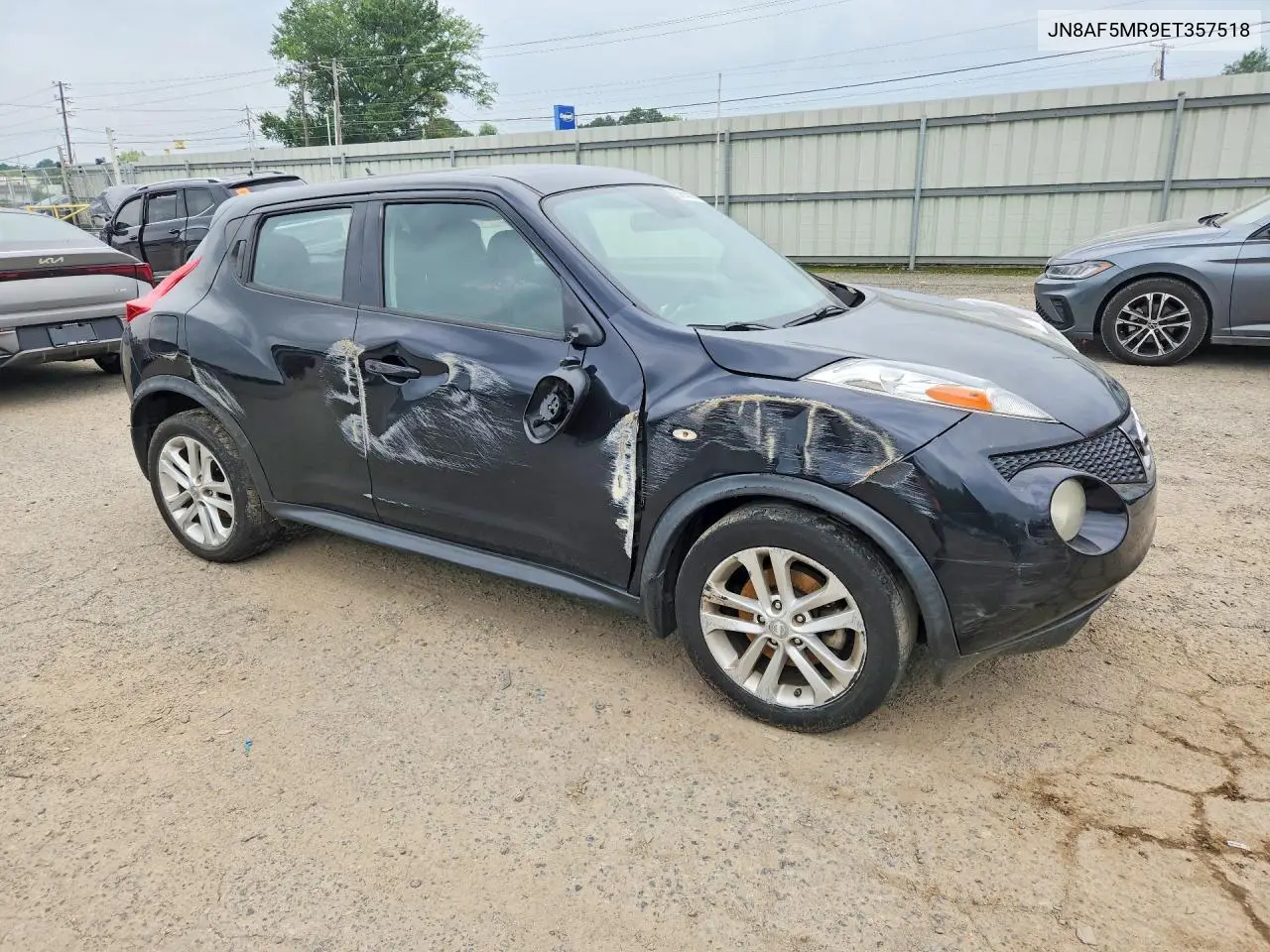 2014 Nissan Juke S VIN: JN8AF5MR9ET357518 Lot: 57698266