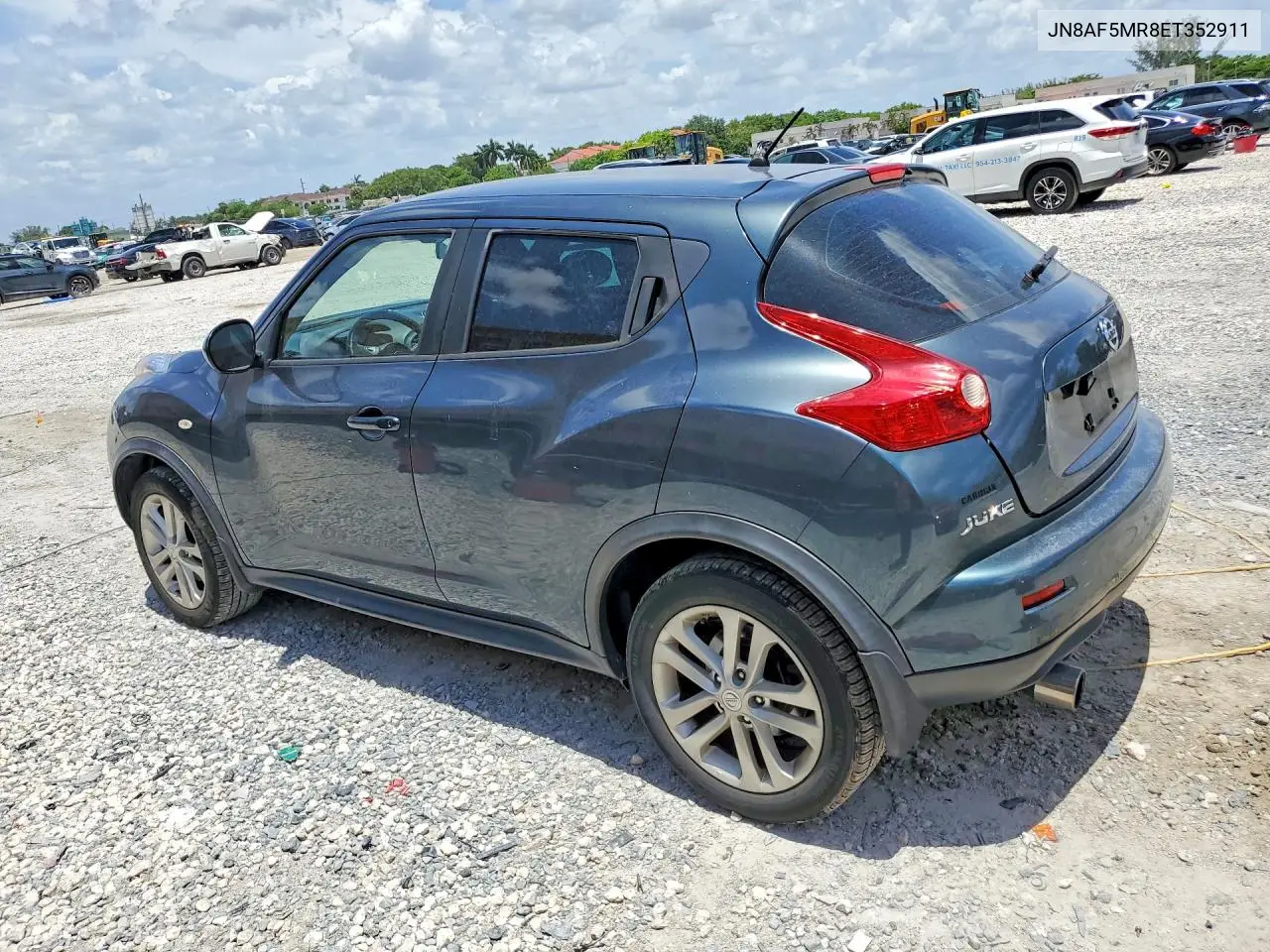 2014 Nissan Juke S VIN: JN8AF5MR8ET352911 Lot: 58691216