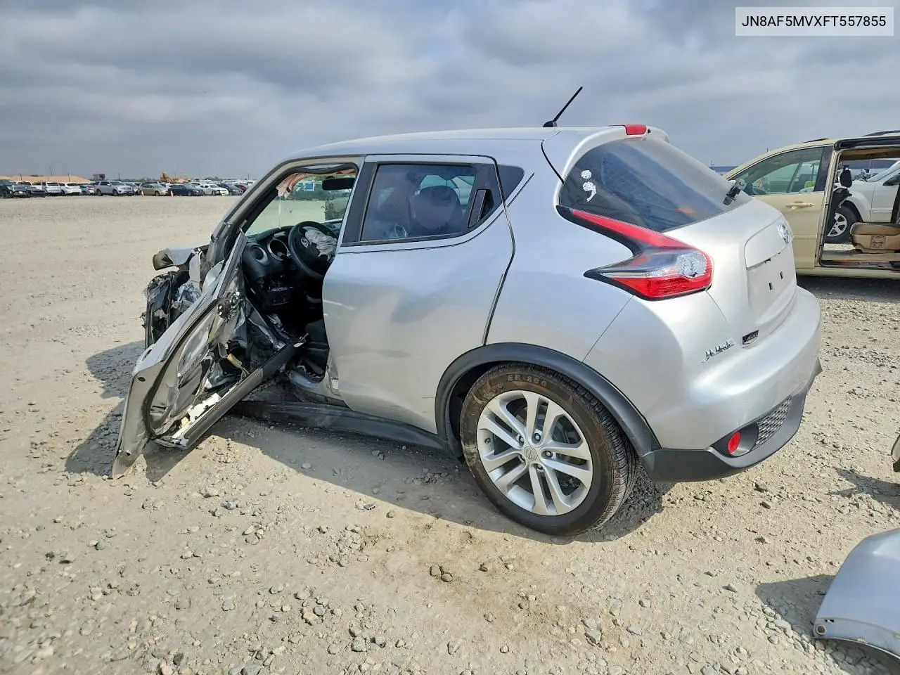 2015 Nissan Juke S VIN: JN8AF5MVXFT557855 Lot: 58332436