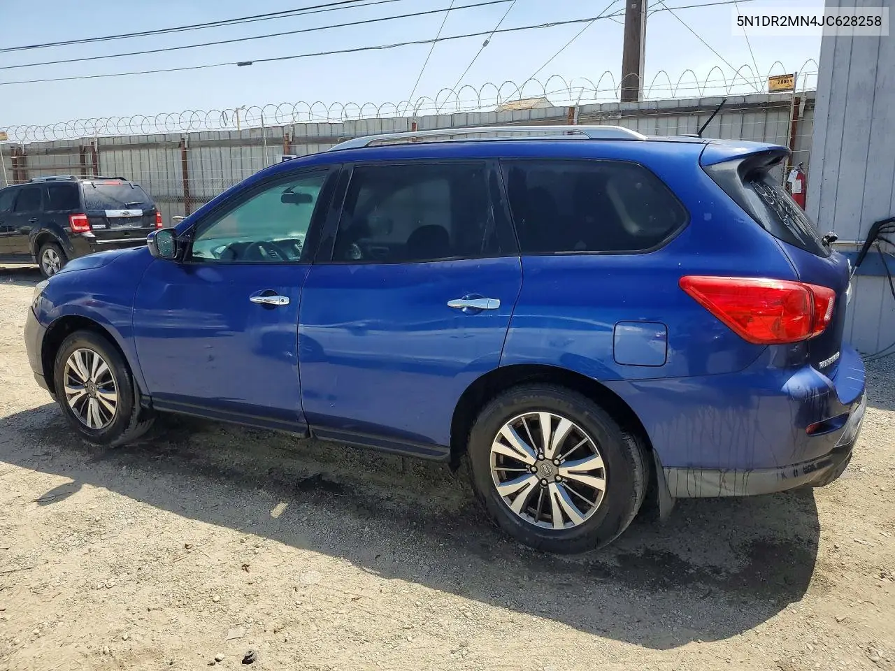 2018 Nissan Pathfinder S VIN: 5N1DR2MN4JC628258 Lot: 56742426