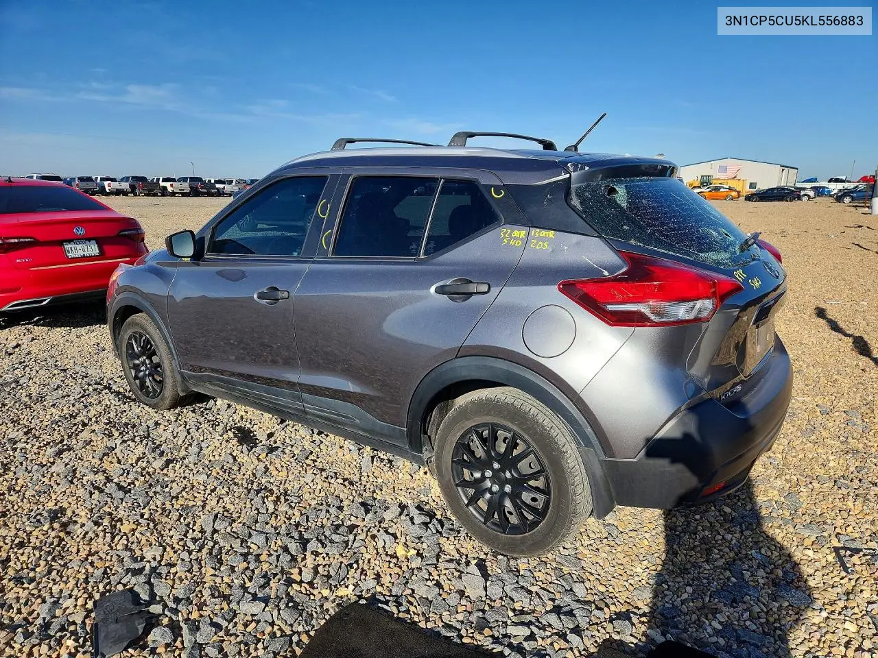 2019 Nissan Kicks S VIN: 3N1CP5CU5KL556883 Lot: 56362306