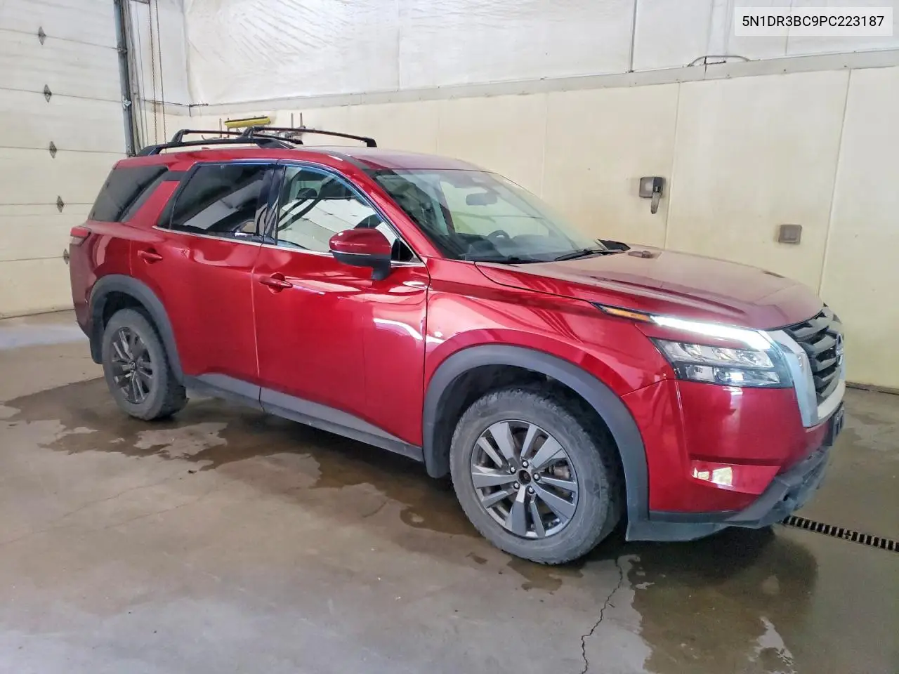 2023 Nissan Pathfinder Sv VIN: 5N1DR3BC9PC223187 Lot: 55542356