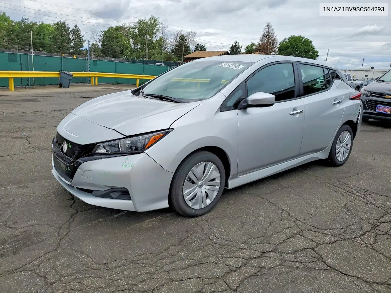 2025 Nissan Leaf
