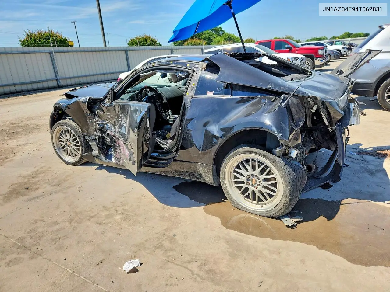 2004 Nissan 350Z Coupe VIN: JN1AZ34E94T062831 Lot: 53613816
