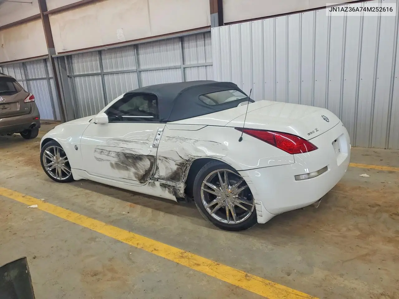 2004 Nissan 350Z VIN: JN1AZ36A74M252616 Lot: 57923756