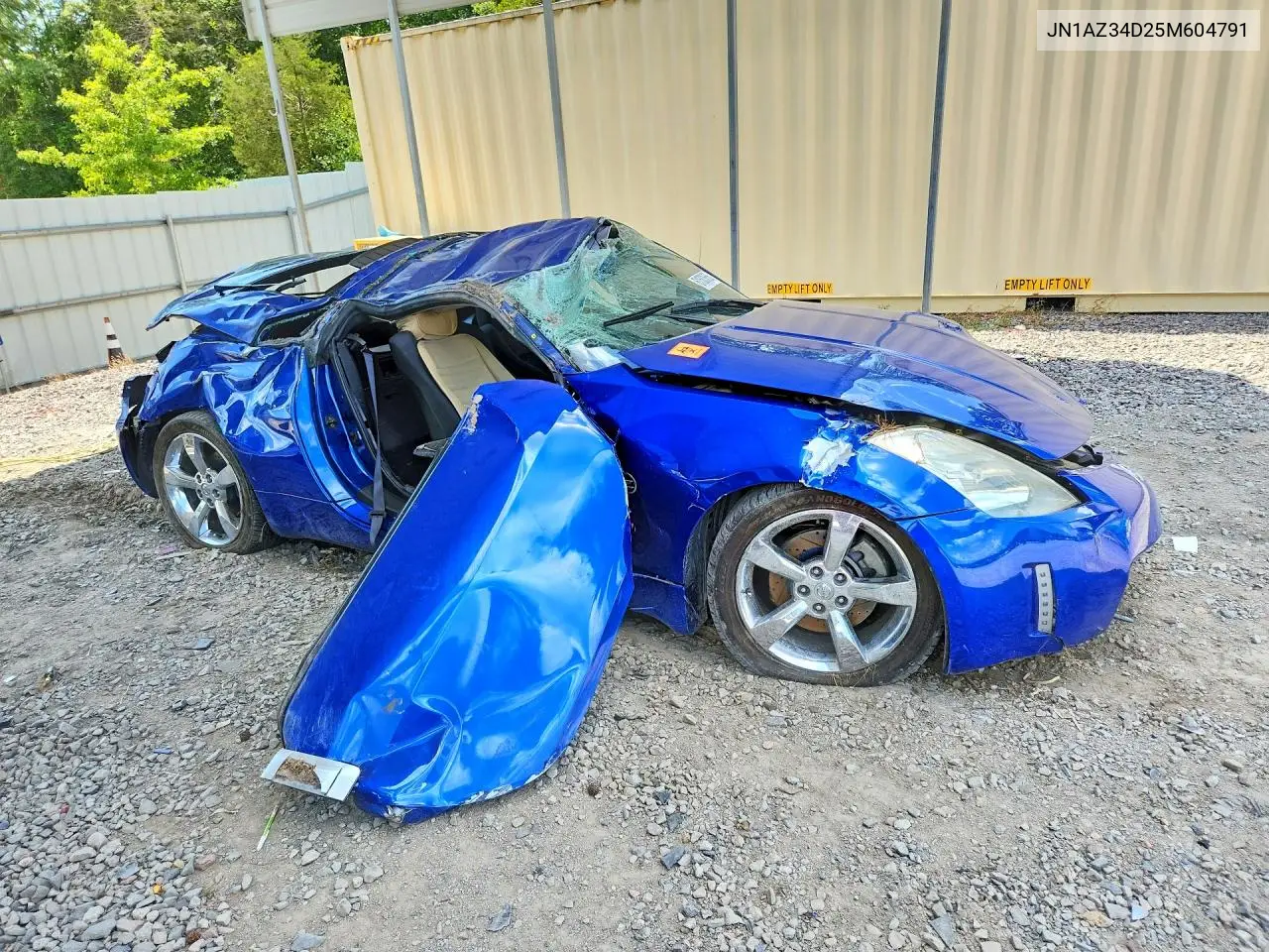 2005 Nissan 350Z Coupe VIN: JN1AZ34D25M604791 Lot: 61503656