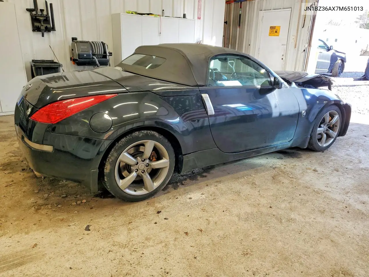2007 Nissan 350Z VIN: JN1BZ36AX7M651013 Lot: 47953256