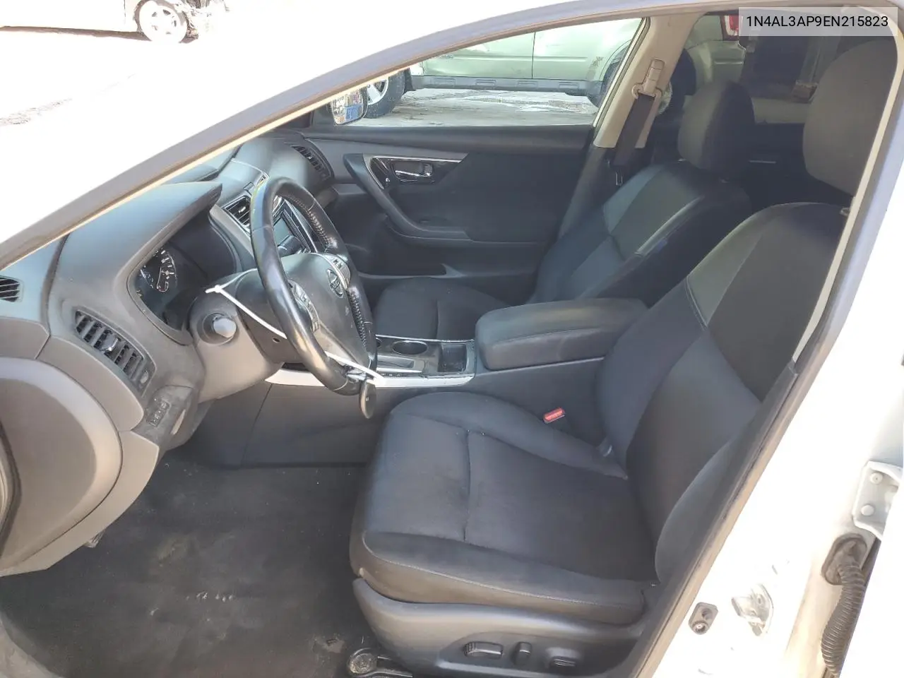 1N4AL3AP9EN215823 2014 Nissan Altima 2.5