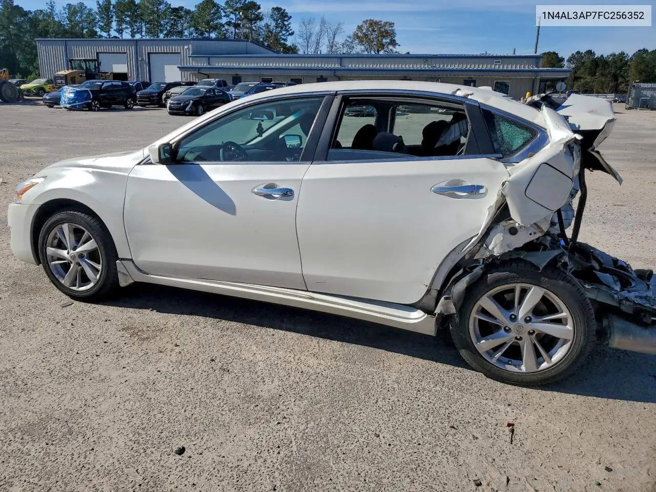 1N4AL3AP7FC256352 2015 Nissan Altima 2.5