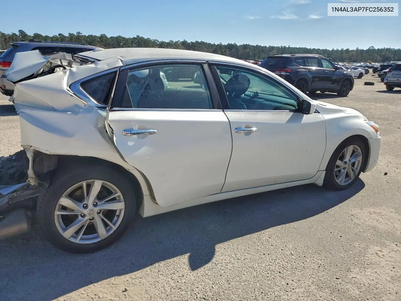 1N4AL3AP7FC256352 2015 Nissan Altima 2.5
