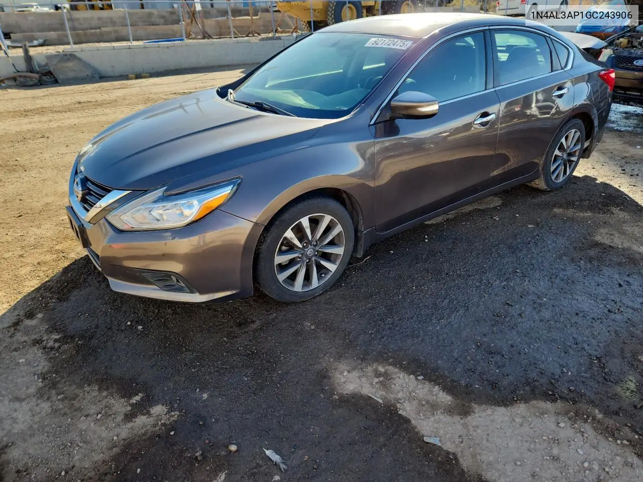 1N4AL3AP1GC243906 2016 Nissan Altima 2.5